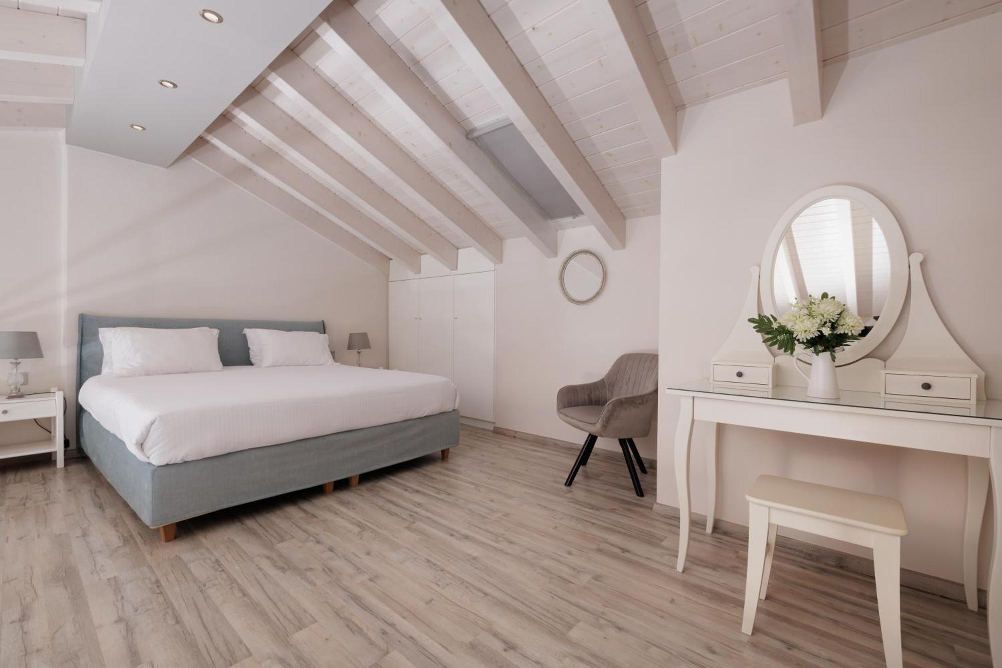 Corfu Town Luxury Studios -A Экстерьер фото